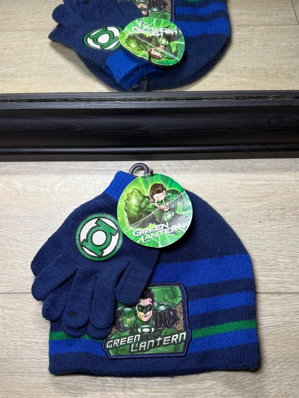 New Y2K 2000s Kids Green Lantern Striped Beanie & GL Logo On Gloves 3 Piece Set